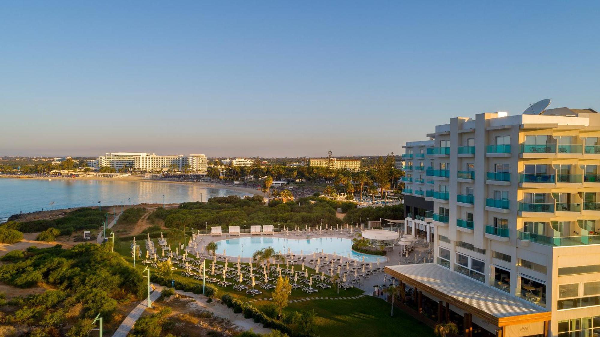 Nissiblu Beach Resort Ayia Napa Exterior photo